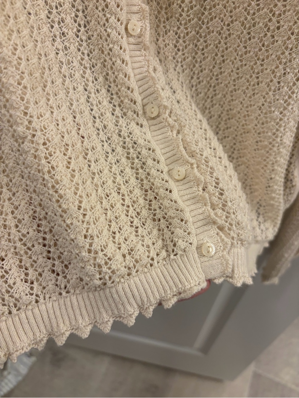 Gap × Doen Linen-Blend Pointelle Cardigan - Picture 4 of 5